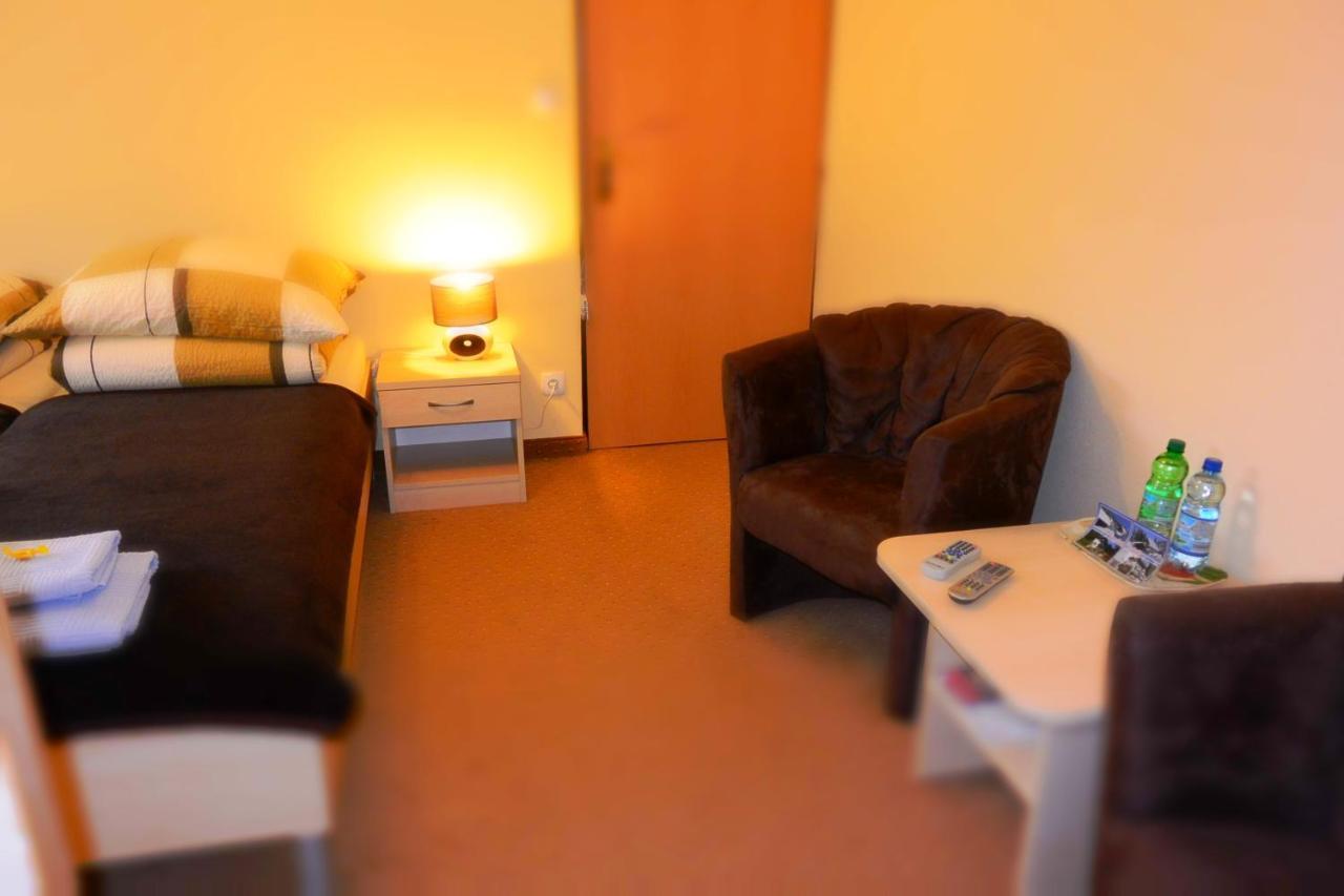 Pension Arabela Harrachov Zimmer foto